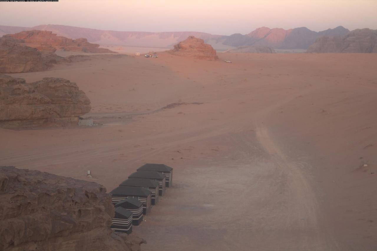 Mozoon Camp Hotel Wadi Rum Exterior photo
